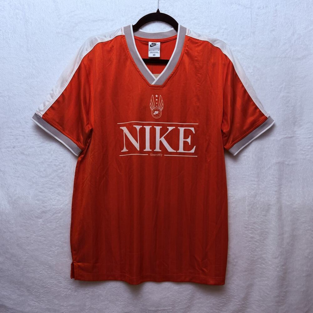 Nike Exclusive Sportswear V-Neck Jersey Top Size Small Women's Orange